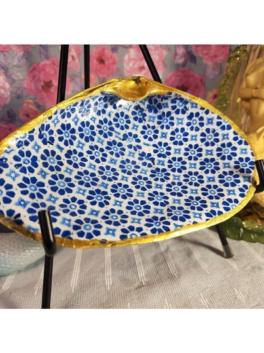 DECOUPAGE CLAM SHELL DECOUPAGE BLUE DESIGN TRINKET DISH - Picture 2 of 13